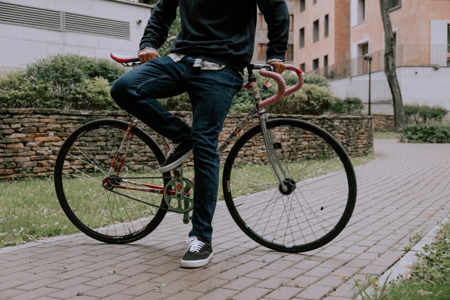 Gdzie można zdać kartę rowerową? Odkryj miejsca, w których możesz uzyskać uprawnienia rowerowe!